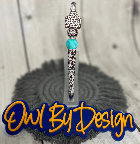 Brown and White Cattle Tag Pen